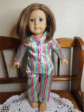 American Girl Truly Me Doll – Light Skin, Brown Hair, Blue Eyes, Freckles 18 in